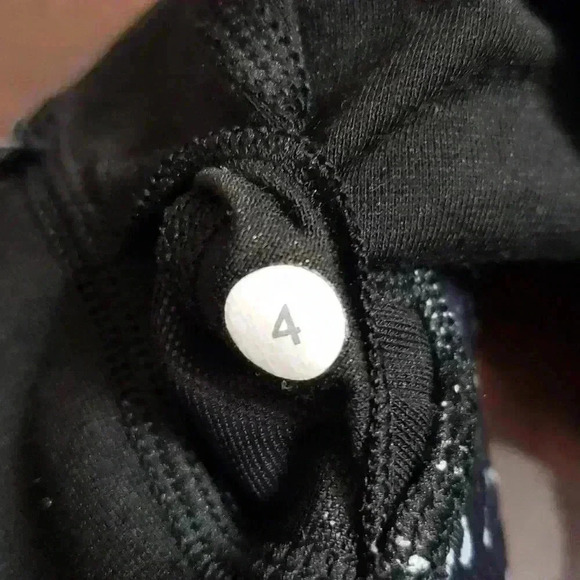 Lululemon athletica sport bra - Picture 7 of 8